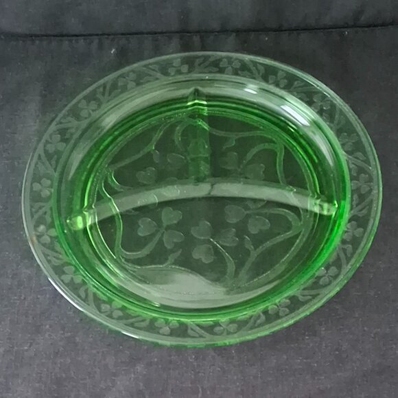 Vintage Depression Glass Hazel Atlas Green Cloverleaf 3 Part Grill Plate 10.25" - Picture 1 of 6